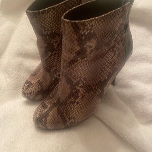 Impo platform snakeskin heeled boot size 6